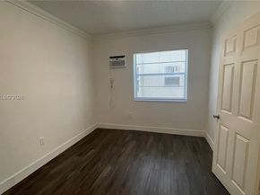 1043 NW 2nd St 9, Miami FL 33128