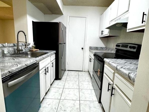 4341 W McNab Rd 27, Pompano Beach FL 33069