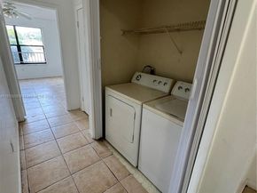 4341 W McNab Rd 27, Pompano Beach FL 33069