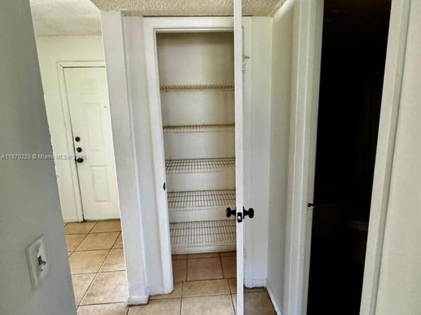 4341 W McNab Rd 27, Pompano Beach FL 33069