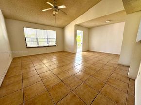 4341 W McNab Rd 27, Pompano Beach FL 33069