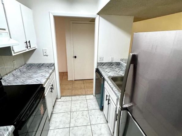 4341 W McNab Rd 27, Pompano Beach FL 33069