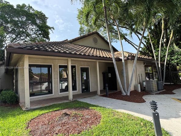 4341 W McNab Rd 27, Pompano Beach FL 33069