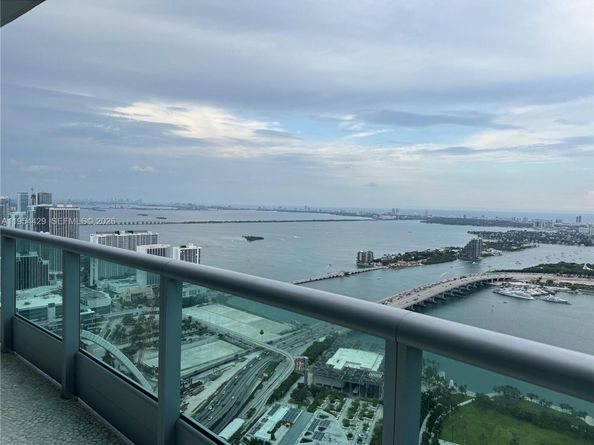 900 Biscayne Blvd 6207, Miami FL 33132