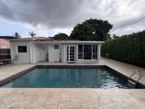 3911 SW 61st Ave, Miami FL 33155