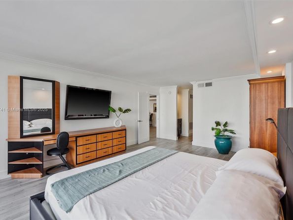 3546 S Ocean Blvd 623, South Palm Beach FL 33480