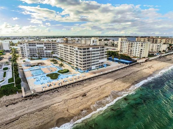 3546 S Ocean Blvd 623, South Palm Beach FL 33480