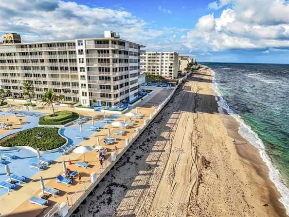 3546 S Ocean Blvd 623, South Palm Beach FL 33480