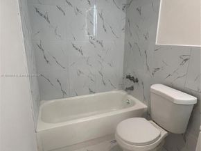 1821 NE 62nd St 426, Fort Lauderdale FL 33308