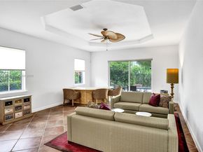 842 Spinnaker Dr E, Hollywood FL 33019