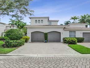 842 Spinnaker Dr E, Hollywood FL 33019