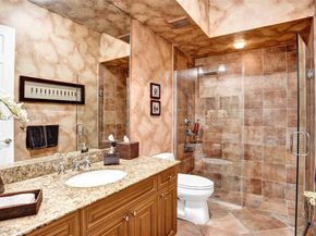 842 Spinnaker Dr E, Hollywood FL 33019