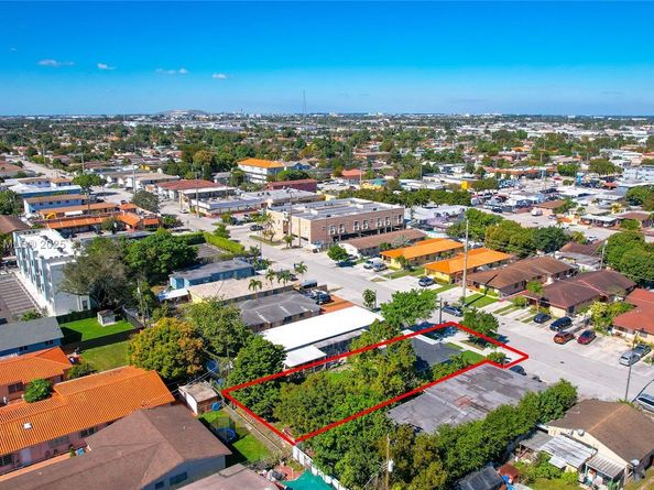 50 E 13th St, Hialeah FL 33010