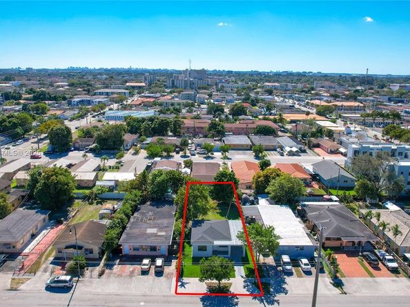 50 E 13th St, Hialeah FL 33010