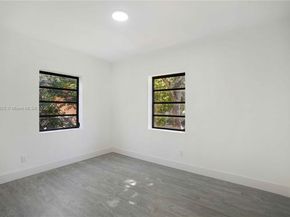 50 E 13th St, Hialeah FL 33010