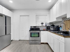 4712 NW 5th St, Miami FL 33126