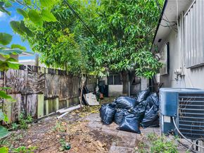 4712 NW 5th St, Miami FL 33126