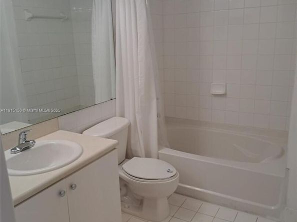 5077 NW 7th St 1505, Miami FL 33126