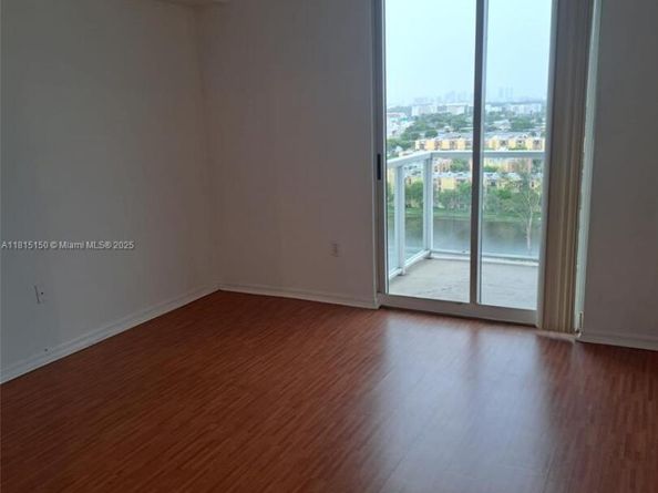 5077 NW 7th St 1505, Miami FL 33126