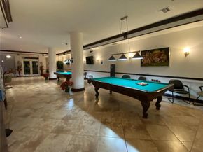 5077 NW 7th St 1505, Miami FL 33126