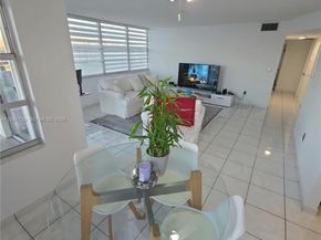 1351 NE Miami Gardens Dr 806E, Miami FL 33179