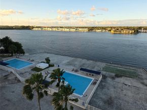 1351 NE Miami Gardens Dr 806E, Miami FL 33179