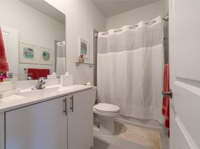 561 NW 204th St, Miami Gardens FL 33169