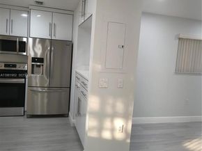 2250 NW 78th Ave 201, Pembroke Pines FL 33024