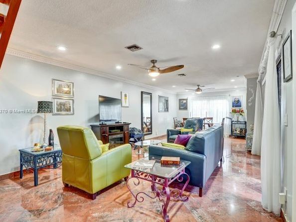 10026 NW 52nd Ter, Doral FL 33178