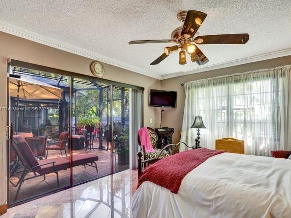 10026 NW 52nd Ter, Doral FL 33178