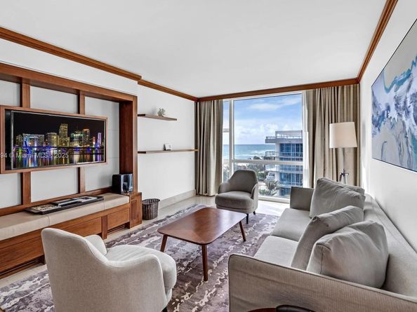 6801 Collins Ave 608 (door 616), Miami Beach FL 33141