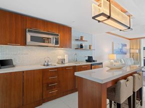 6801 Collins Ave 608 (door 616), Miami Beach FL 33141