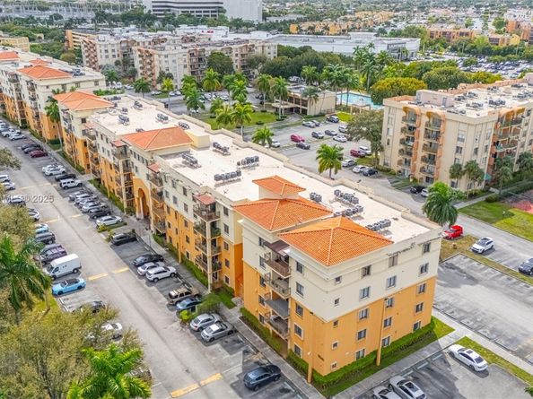 9340 Fontainebleau Blvd W411, Miami FL 33172