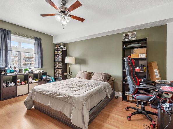 9340 Fontainebleau Blvd W411, Miami FL 33172
