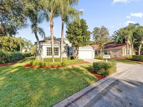 2019 Cove Ln, Weston FL 33326