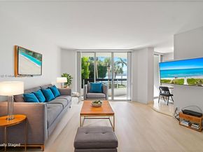 3600 Mystic Pointe Dr 215, Aventura FL 33180