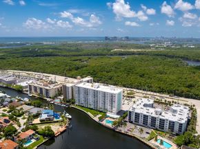 2841 NE 163rd St 1211, North Miami Beach FL 33160