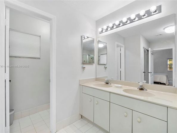 10350 SW 166th Ct, Miami FL 33196