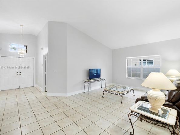 10350 SW 166th Ct, Miami FL 33196