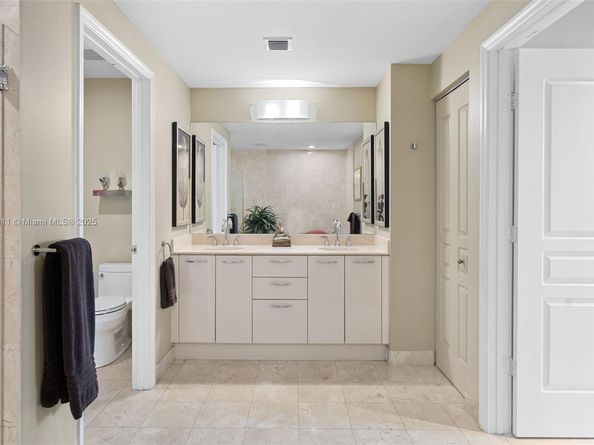 350 SE 2nd St GPH50, Fort Lauderdale FL 33301