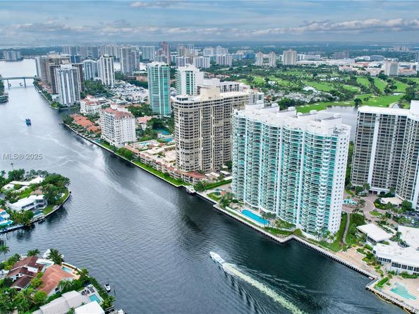 20281 E Country Club Dr 1704, Aventura FL 33180