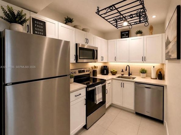 17530 NW 68th Ave C4008, Hialeah FL 33015