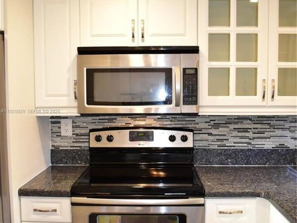 9360 Sunrise Lakes Blvd 111, Sunrise FL 33322