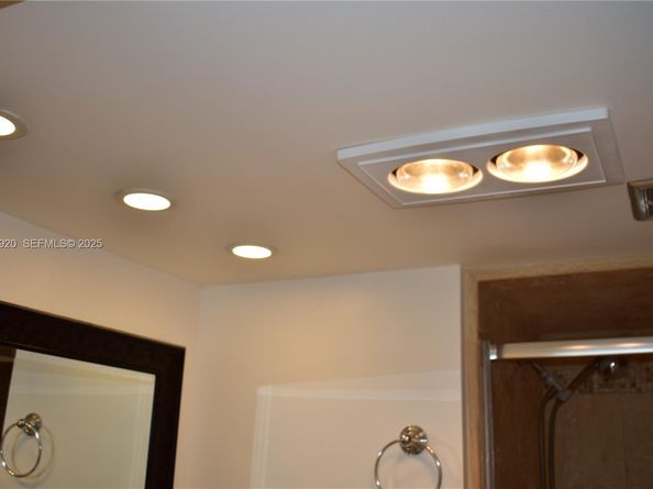 9360 Sunrise Lakes Blvd 111, Sunrise FL 33322