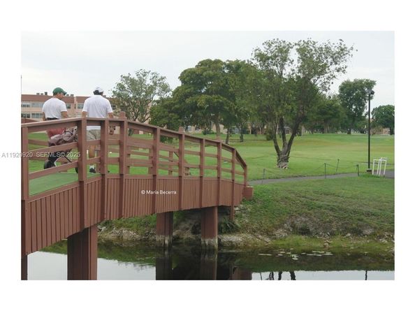 9360 Sunrise Lakes Blvd 111, Sunrise FL 33322