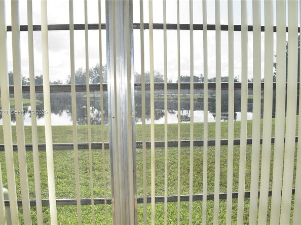 9360 Sunrise Lakes Blvd 111, Sunrise FL 33322