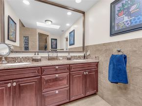 Undisclosed Address #A11939328, Palmetto Bay FL 33157