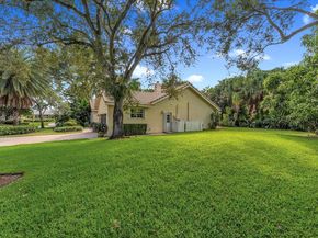 13000 NW 5th St, Plantation FL 33325