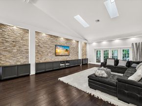 13000 NW 5th St, Plantation FL 33325