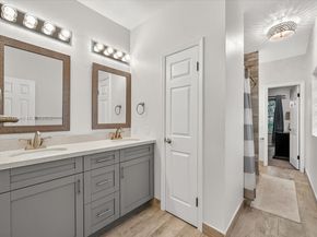 13000 NW 5th St, Plantation FL 33325